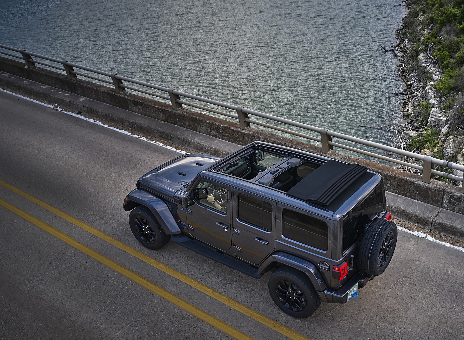 2021 Jeep Wrangler High Altitude 4xe Top Wallpapers #20 of 37