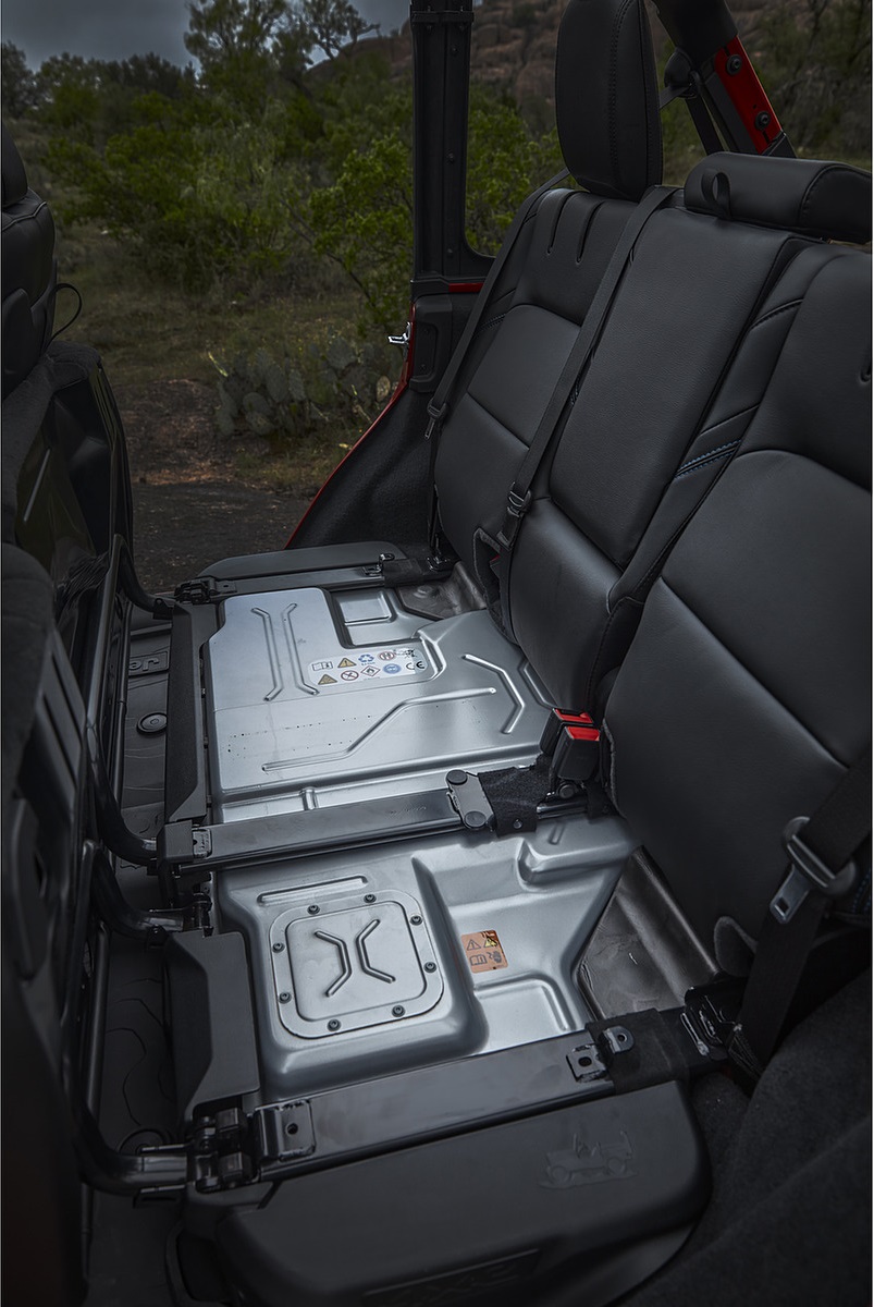 2021 Jeep Wrangler Rubicon 4xe Interior Rear Seats Wallpapers #55 of 57