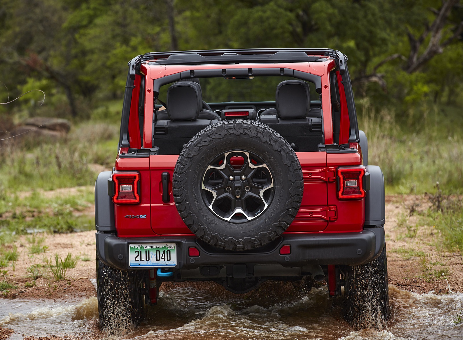 2021 Jeep Wrangler Rubicon 4xe Off-Road Wallpapers  #12 of 57
