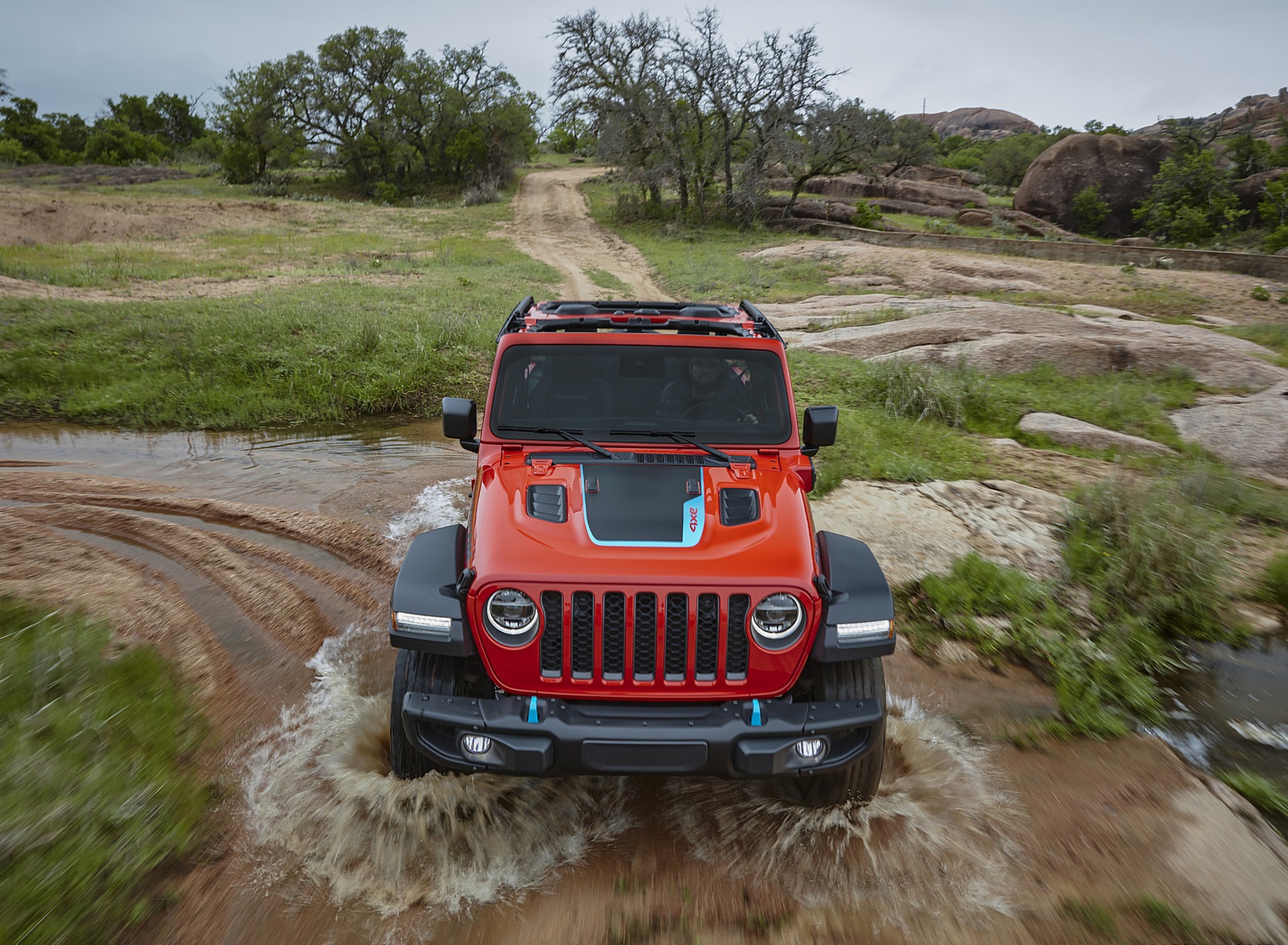2021 Jeep Wrangler Rubicon 4xe Off-Road Wallpapers  (3)