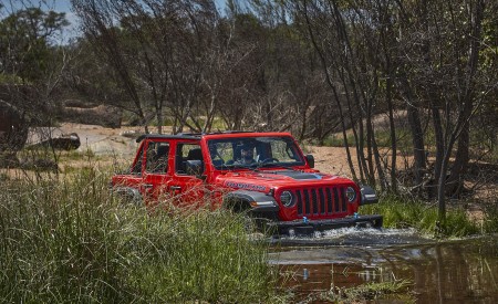 2021 Jeep Wrangler Rubicon 4xe Off-Road Wallpapers  450x275 (16)