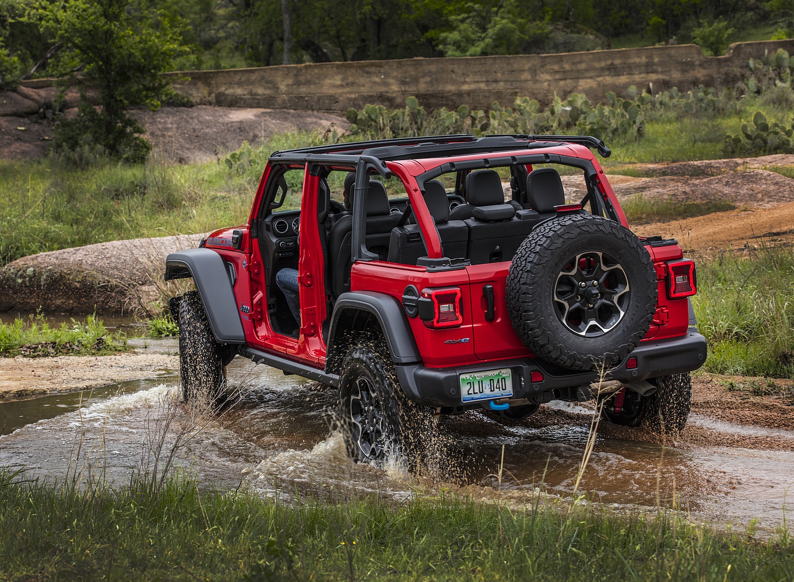 2021 Jeep Wrangler Rubicon 4xe Off-Road Wallpapers #7 of 57