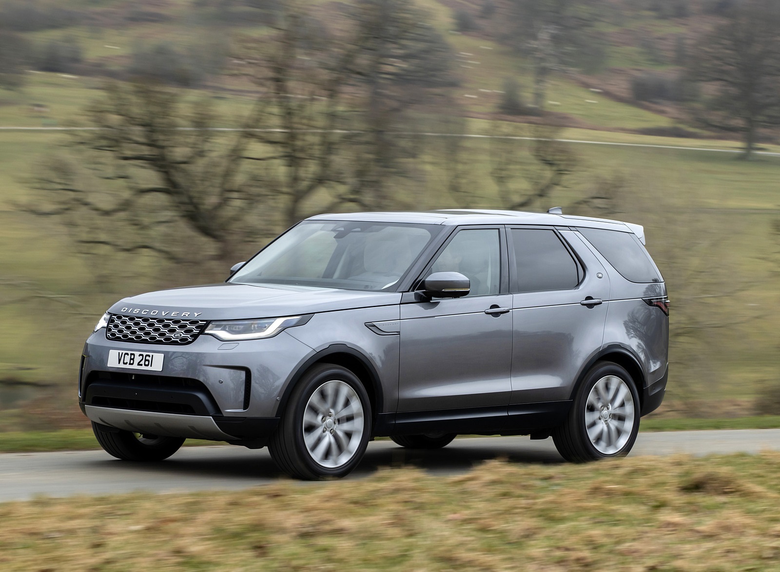 2021 Land Rover Discovery D300 MHEV SE Front Three-Quarter Wallpapers (9)