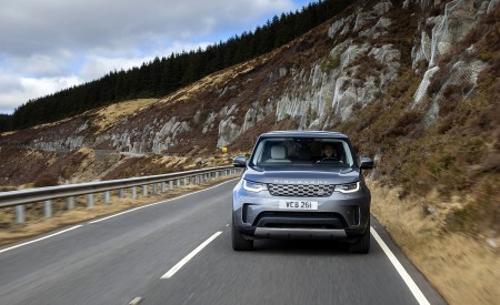 2021 Land Rover Discovery D300 MHEV SE Front Wallpapers 450x275 (10)