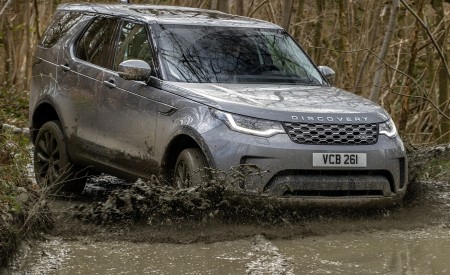 2021 Land Rover Discovery D300 MHEV SE Off-Road Wallpapers  450x275 (19)