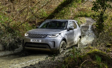 2021 Land Rover Discovery D300 MHEV SE Off-Road Wallpapers 450x275 (21)