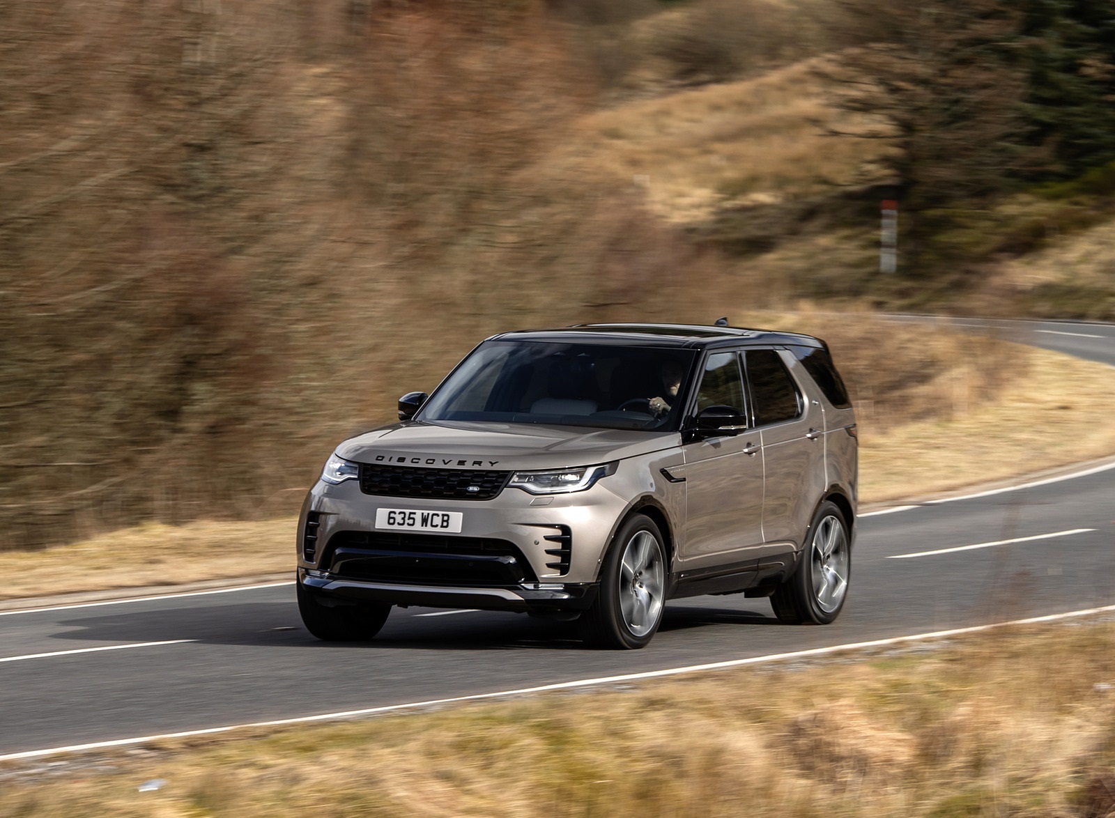 2021 Land Rover Discovery P360 MHEV R-Dynamic S Front Three-Quarter Wallpapers (1)