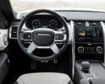 2021 Land Rover Discovery P360 MHEV R-Dynamic S Interior Cockpit Wallpapers 150x120 (43)