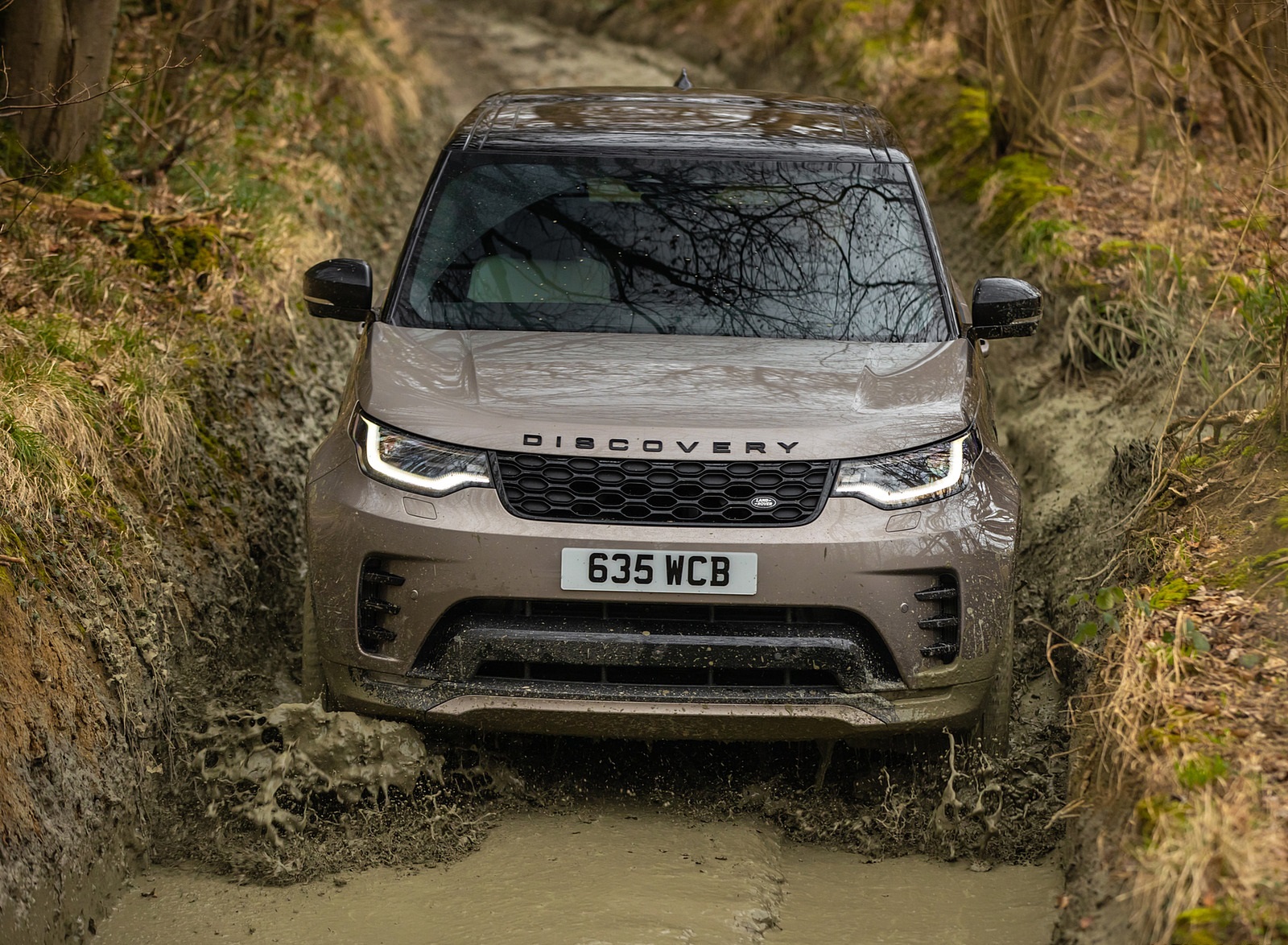 2021 Land Rover Discovery P360 MHEV R-Dynamic S Off-Road Wallpapers #17 of 50