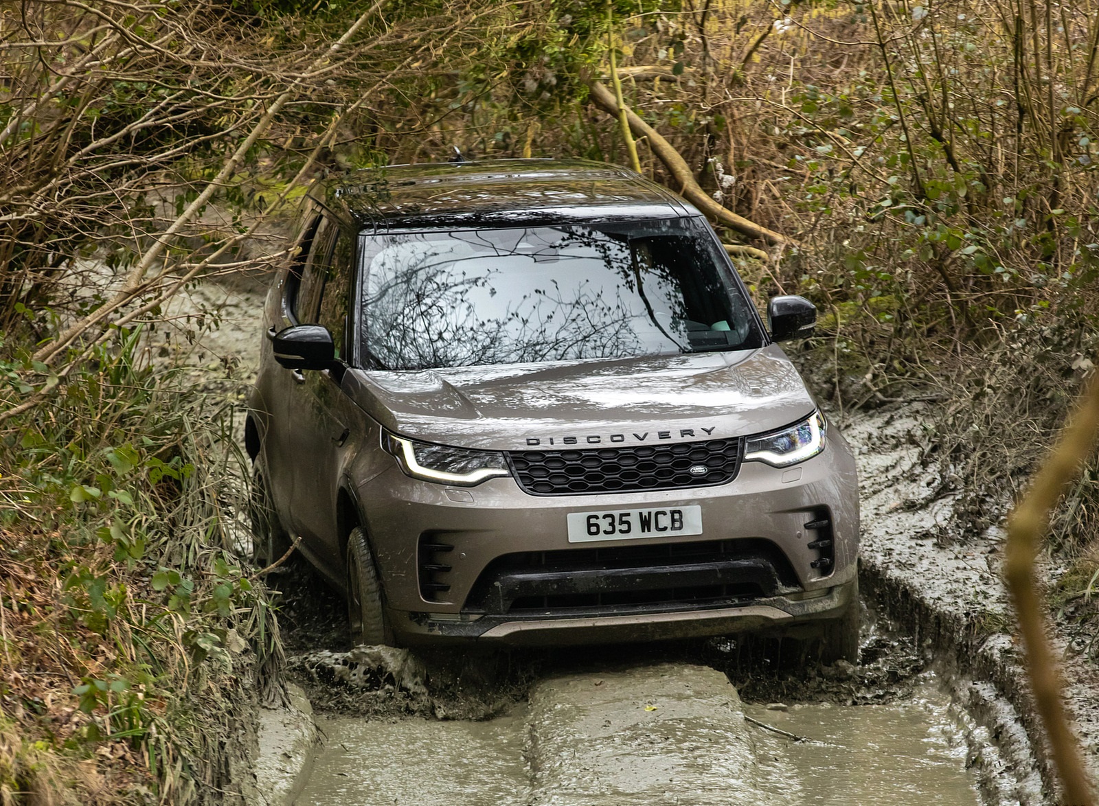2021 Land Rover Discovery P360 MHEV R-Dynamic S Off-Road Wallpapers #15 of 50