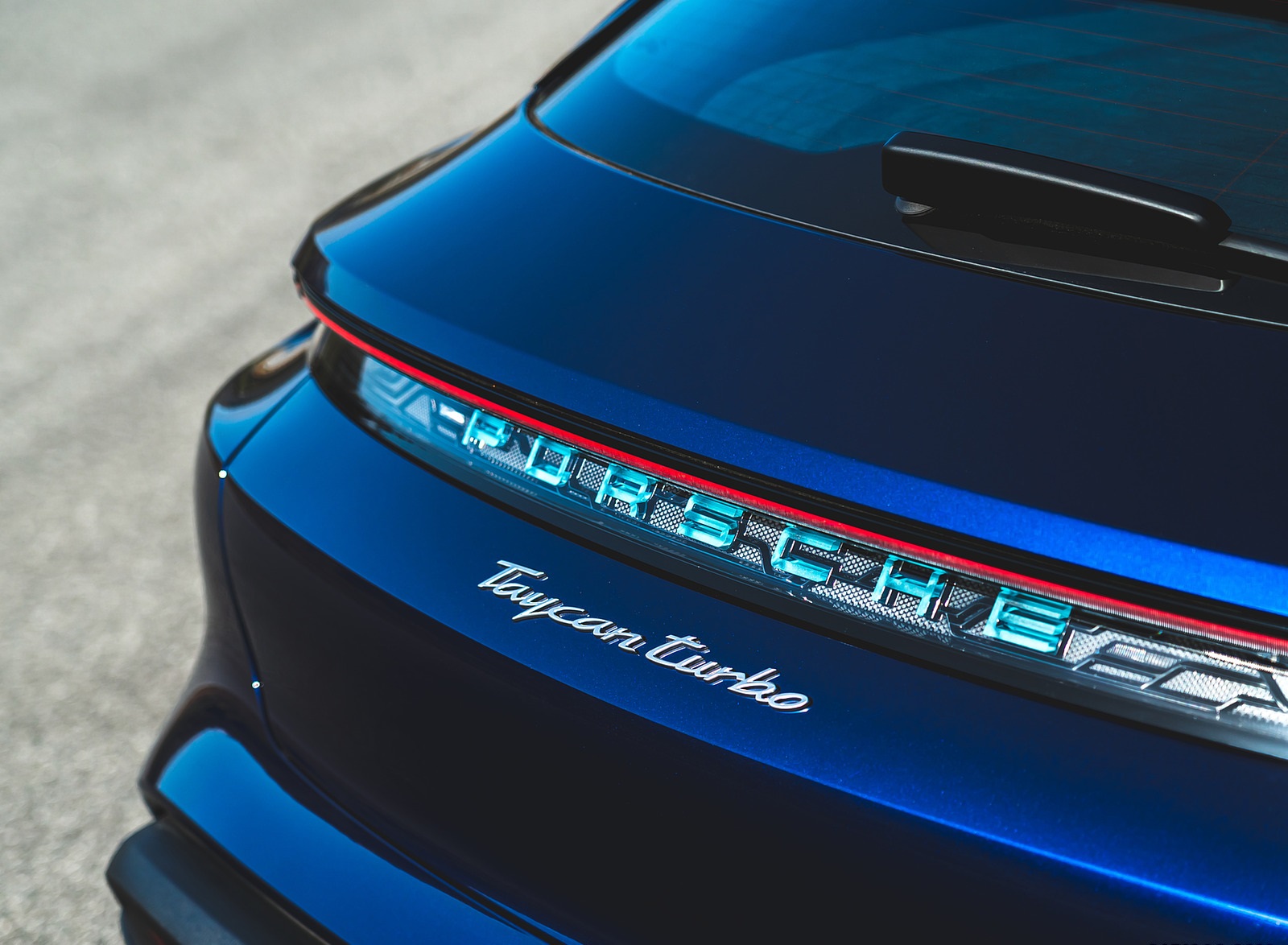 2022 Porsche Taycan Turbo Cross Turismo (Color: Gentian Blue) Badge Wallpapers #76 of 107
