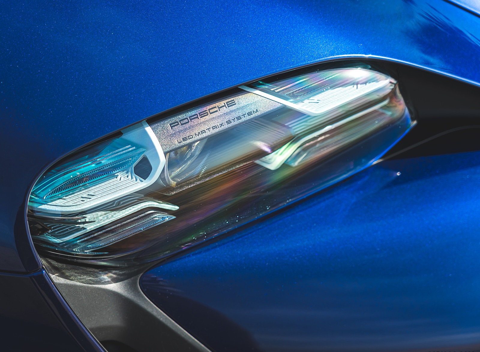 2022 Porsche Taycan Turbo Cross Turismo (Color: Gentian Blue) Headlight Wallpapers #75 of 107