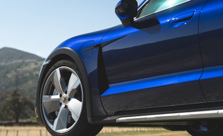 2022 Porsche Taycan Turbo Cross Turismo (Color: Gentian Blue) Wheel Wallpapers 450x275 (72)