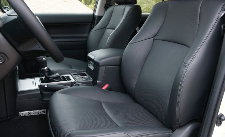 2021 Toyota Land Cruiser Prado Interior Front Seats Wallpapers 450x275 (75)