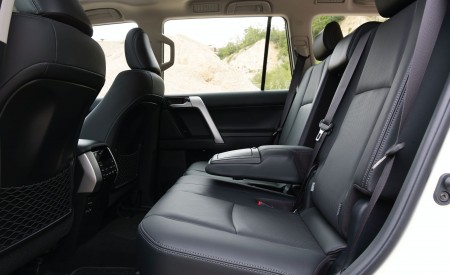2021 Toyota Land Cruiser Prado Interior Rear Seats Wallpapers 450x275 (77)