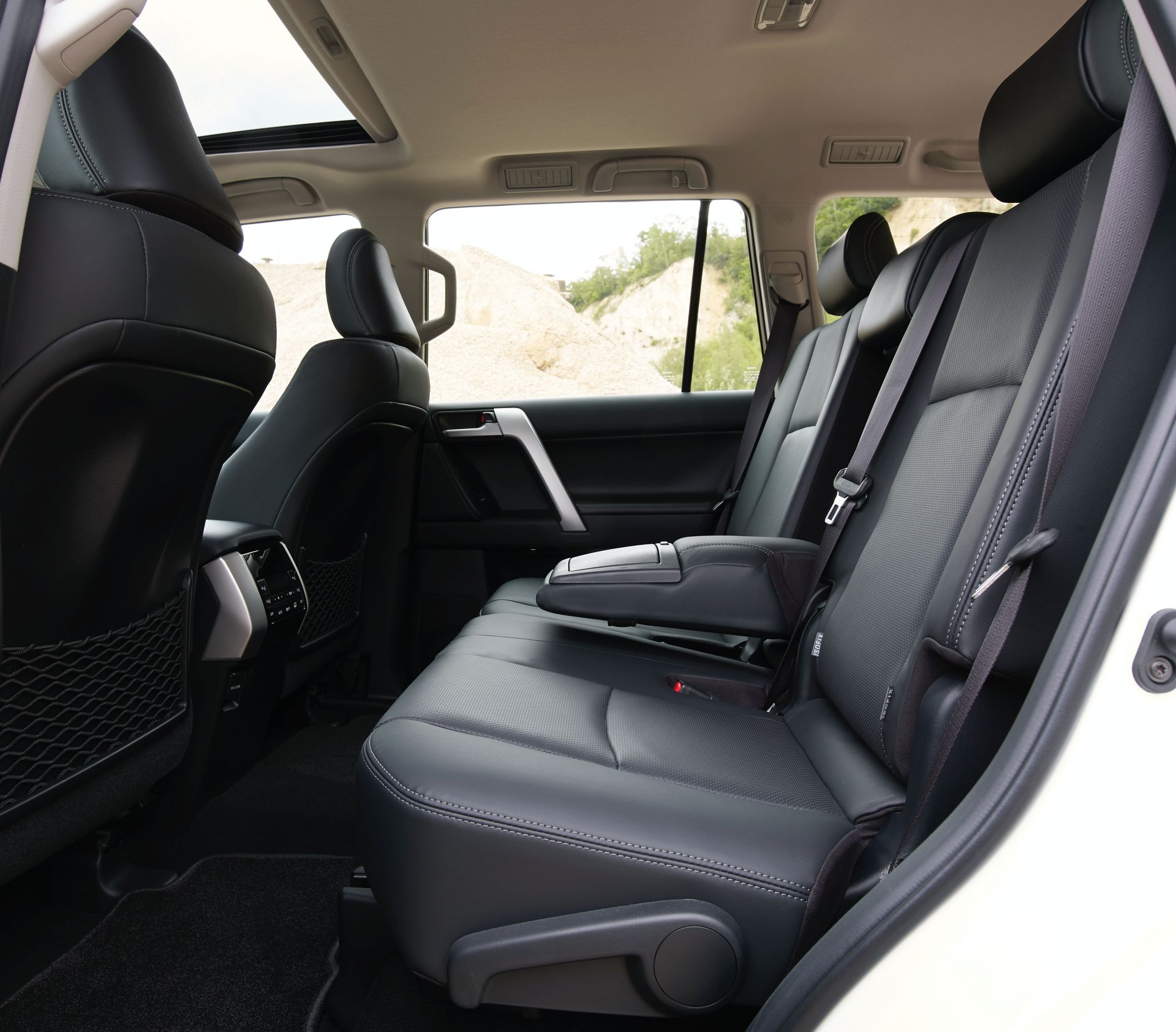 2021 Toyota Land Cruiser Prado Interior Rear Seats Wallpapers #77 of 77