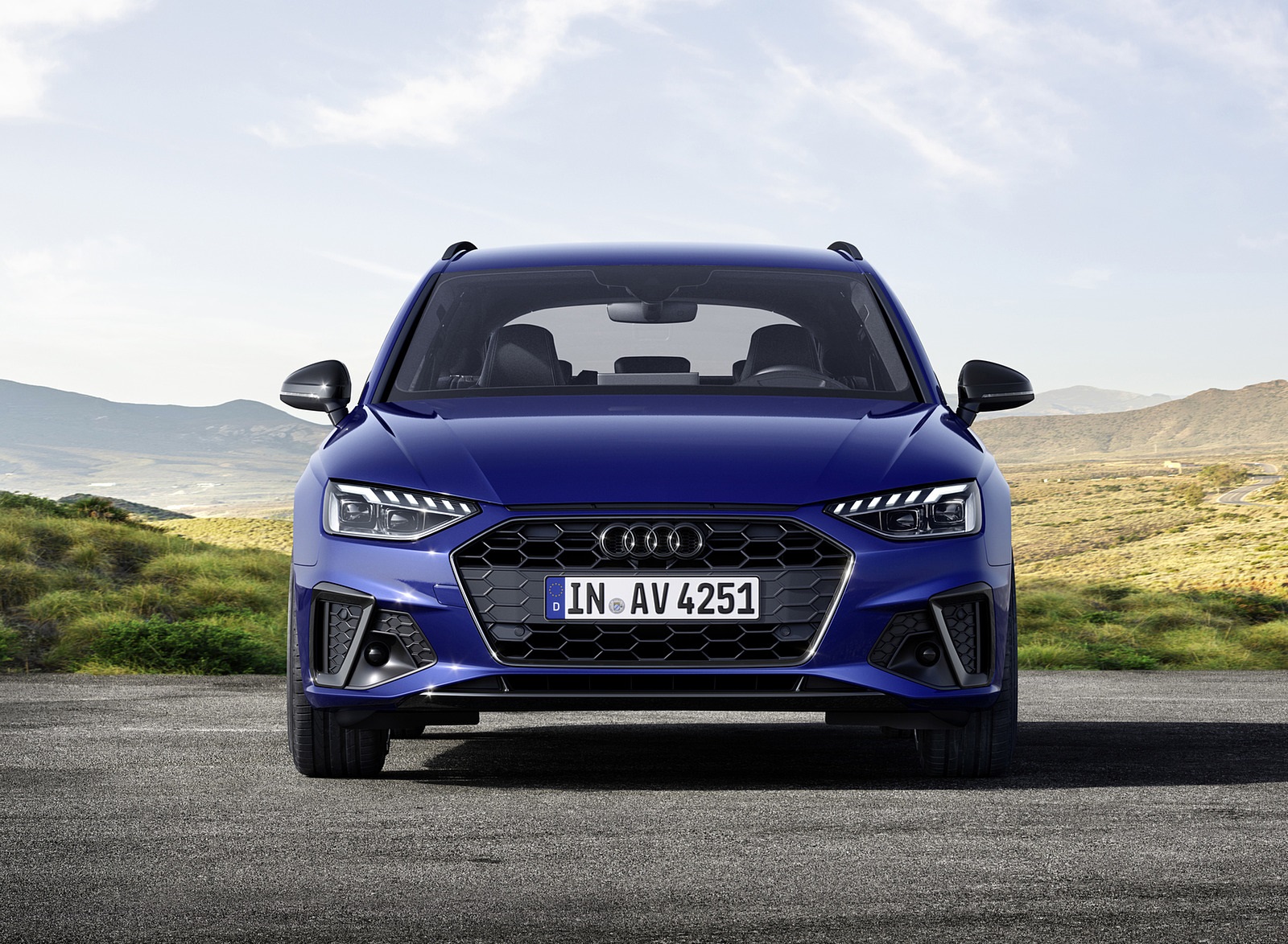 2022 Audi A4 Avant S Line Competition Plus (Color: Navarra Blue Metallic) Front Wallpapers (10)