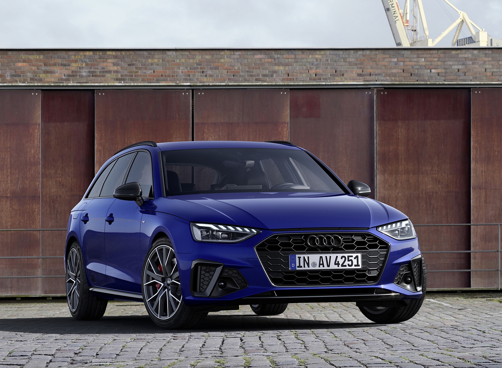 2022 Audi A4 Avant S Line Competition Plus (Color: Navarra Blue Metallic) Front Wallpapers #8 of 13