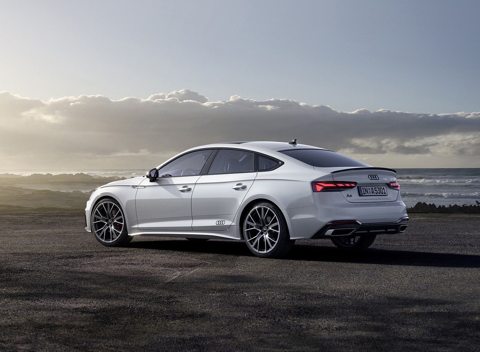 2022 Audi A5 Sportback S Line Competition Plus (Color: Glacier White Metallic) Rear Three-Quarter Wallpapers #6 of 12