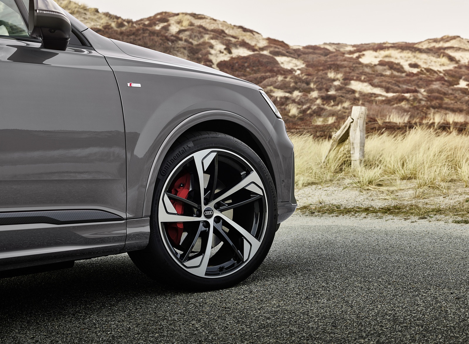 2022 Audi Q7 S Line Competition Plus (Color: Nardo Grey) Wheel Wallpapers (10)