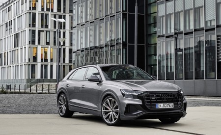 2022 Audi Q8 S Line Competition Plus (Color: Nardo Gray) Front Three-Quarter Wallpapers 450x275 (21)