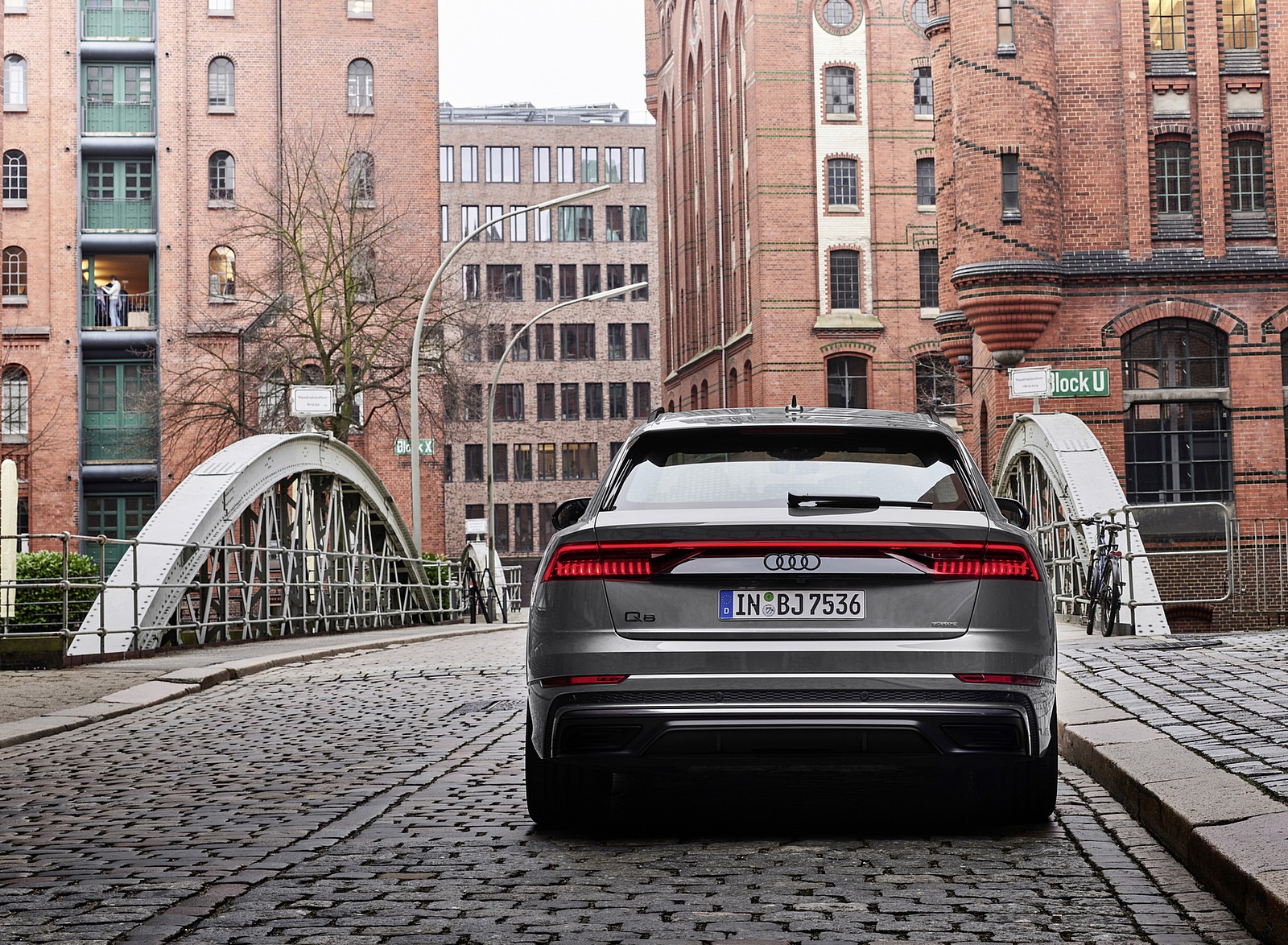 2022 Audi Q8 S Line Competition Plus (Color: Nardo Gray) Rear Wallpapers #26 of 34