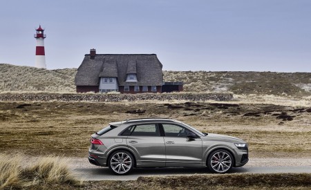 2022 Audi Q8 S Line Competition Plus (Color: Nardo Gray) Side Wallpapers 450x275 (8)