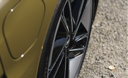 2022 Audi RS e-tron GT (UK-Spec) Detail Wallpapers  450x275 (23)