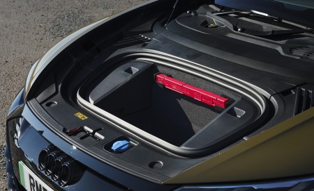 2022 Audi RS e-tron GT (UK-Spec) Front Storage Compartment Wallpapers 450x275 (38)