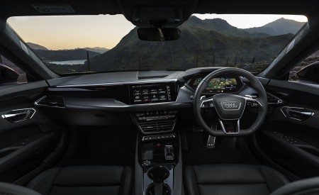 2022 Audi RS e-tron GT (UK-Spec) Interior Cockpit Wallpapers 450x275 (46)