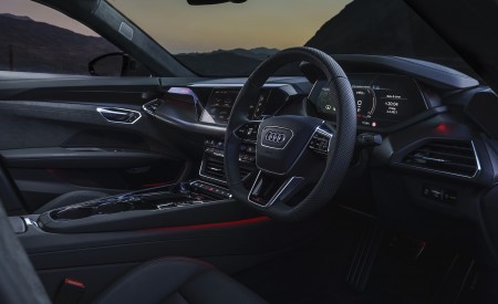 2022 Audi RS e-tron GT (UK-Spec) Interior Wallpapers  450x275 (44)