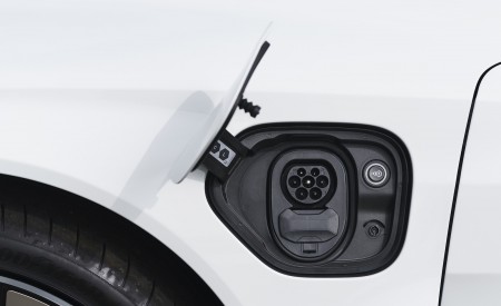 2022 Audi e-tron GT (UK-Spec) Charging Port Wallpapers  450x275 (26)