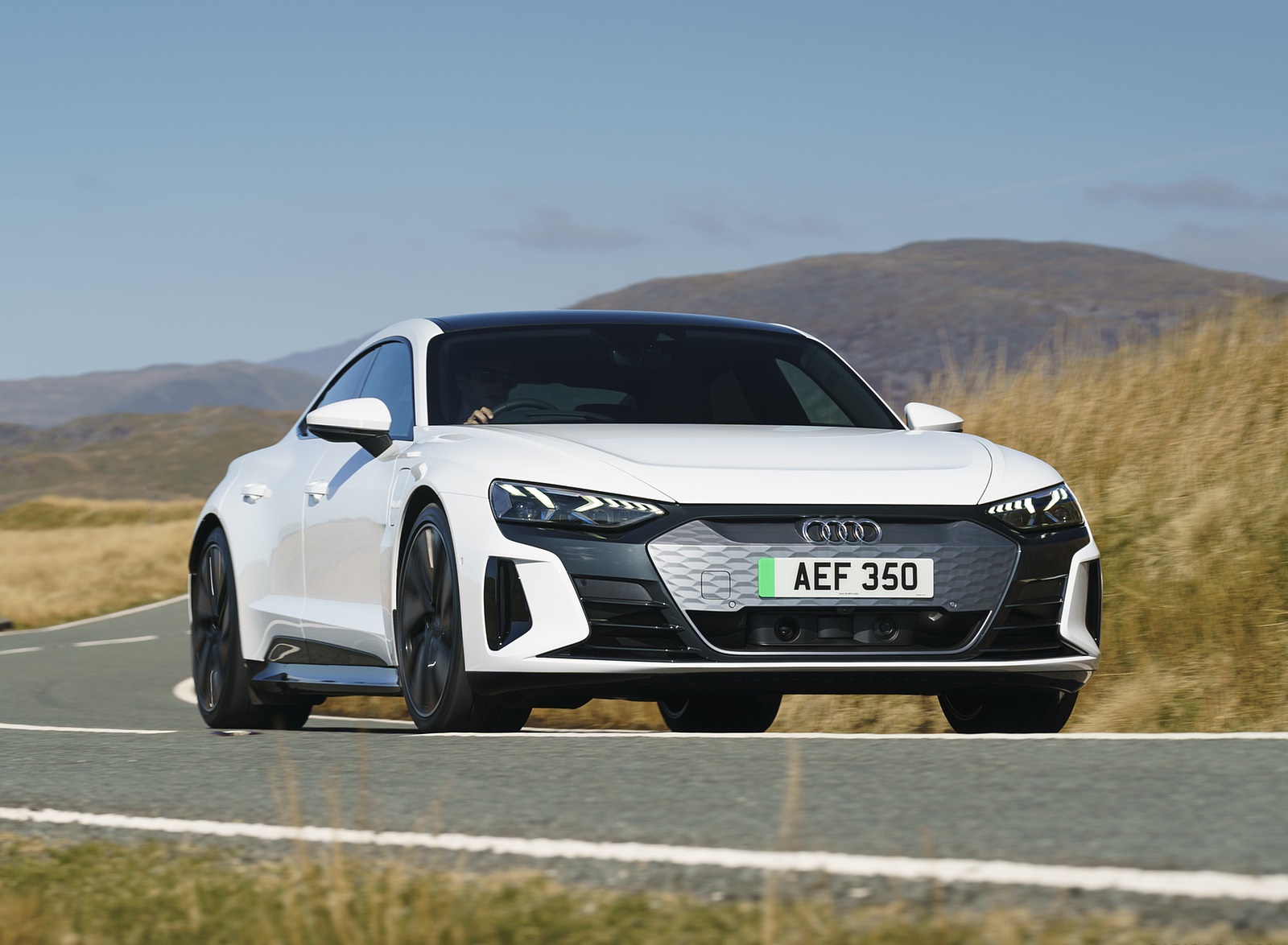 2022 Audi e-tron GT (UK-Spec) Front Wallpapers (8)