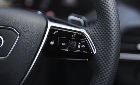 2022 Audi e-tron GT (UK-Spec) Interior Steering Wheel Wallpapers 450x275 (38)