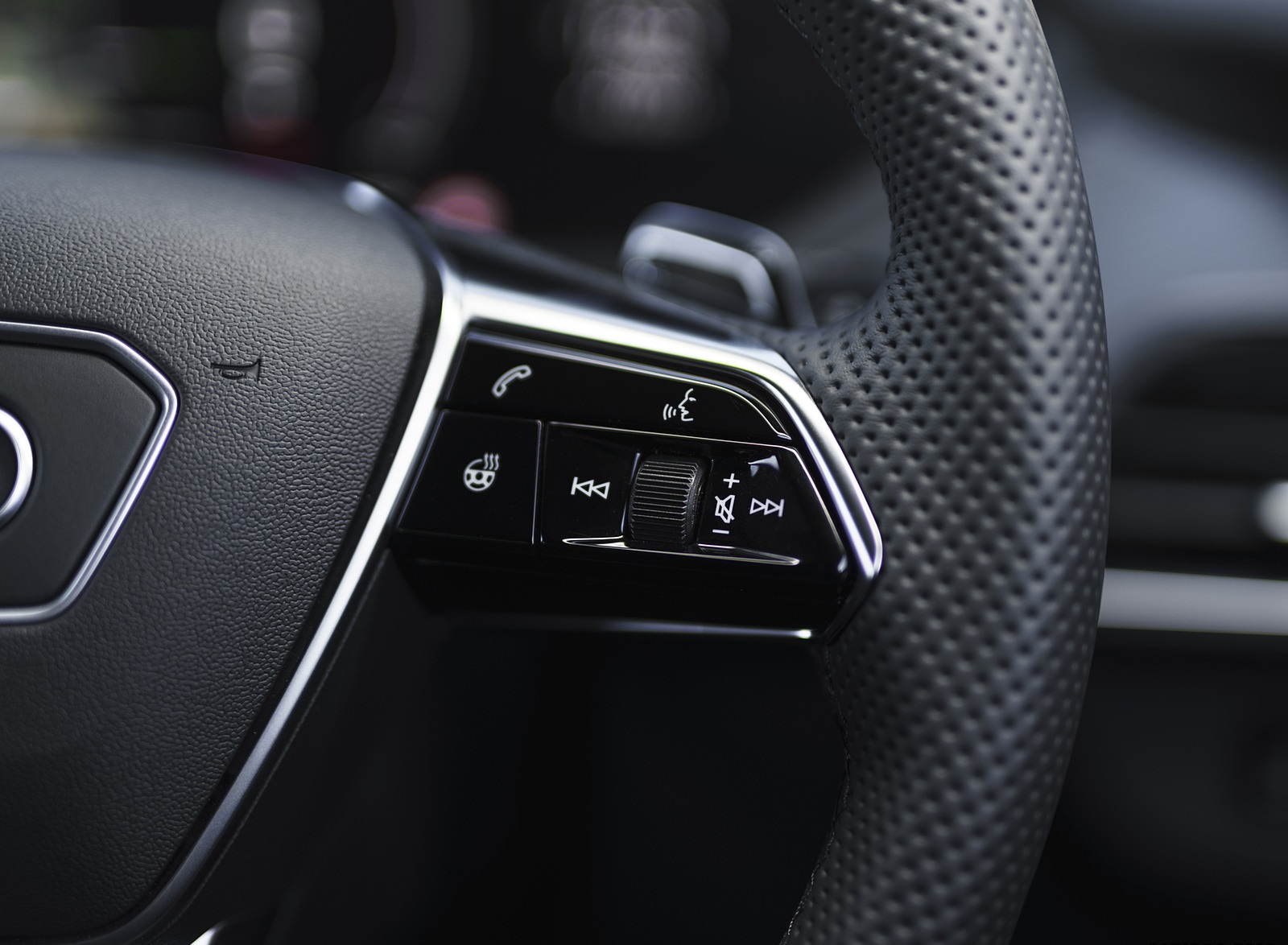 2022 Audi e-tron GT (UK-Spec) Interior Steering Wheel Wallpapers #38 of 49