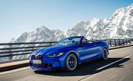 2022 BMW M4 Competition Convertible M xDrive Front Three-Quarter Wallpapers  450x275 (4)