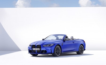 2022 BMW M4 Competition Convertible M xDrive Front Three-Quarter Wallpapers  450x275 (25)