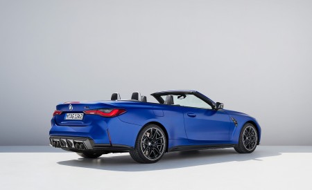 2022 BMW M4 Competition Convertible M xDrive Rear Three-Quarter Wallpapers 450x275 (29)