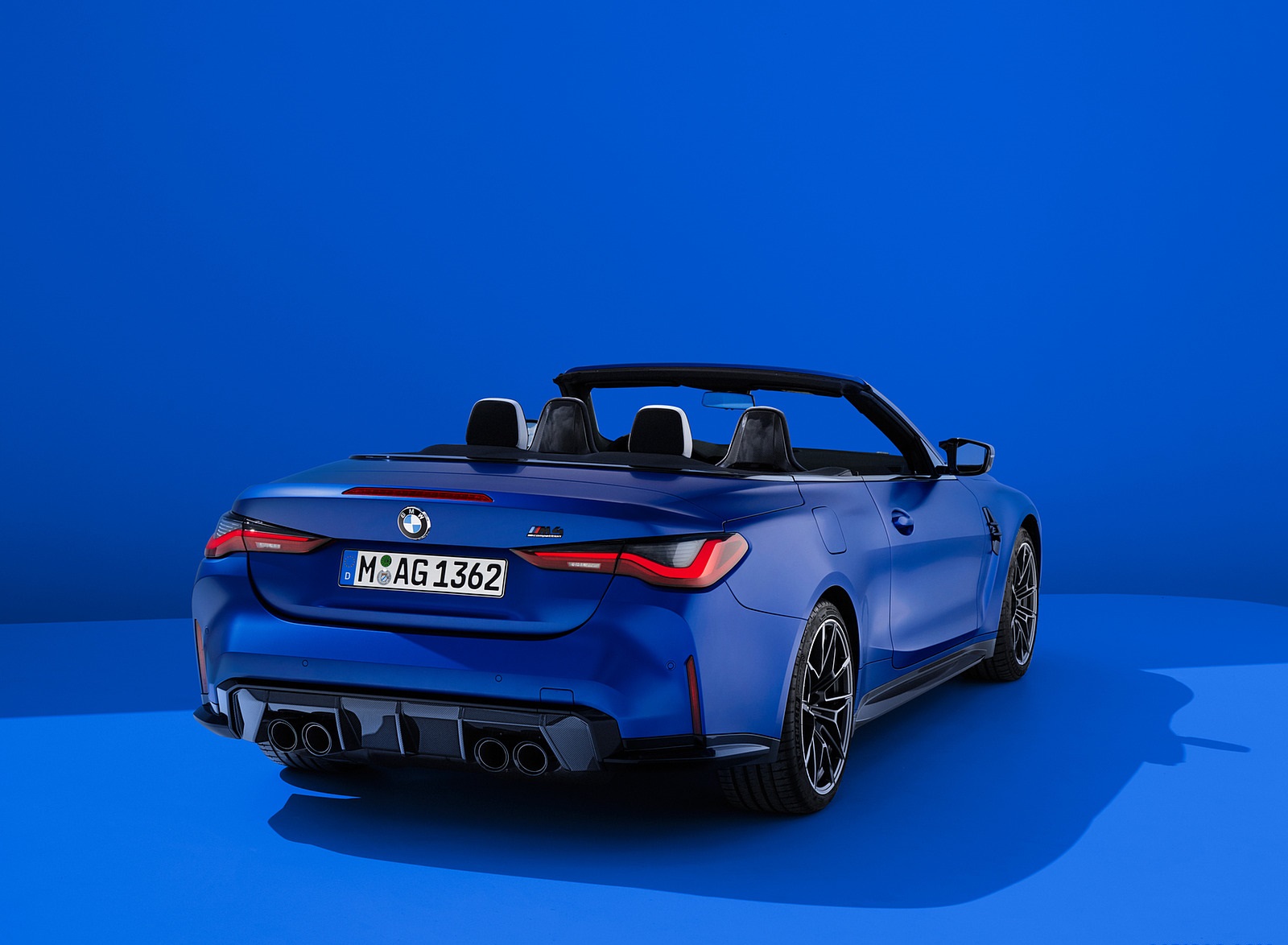 2022 BMW M4 Competition Convertible M xDrive Rear Wallpapers  #96 of 98