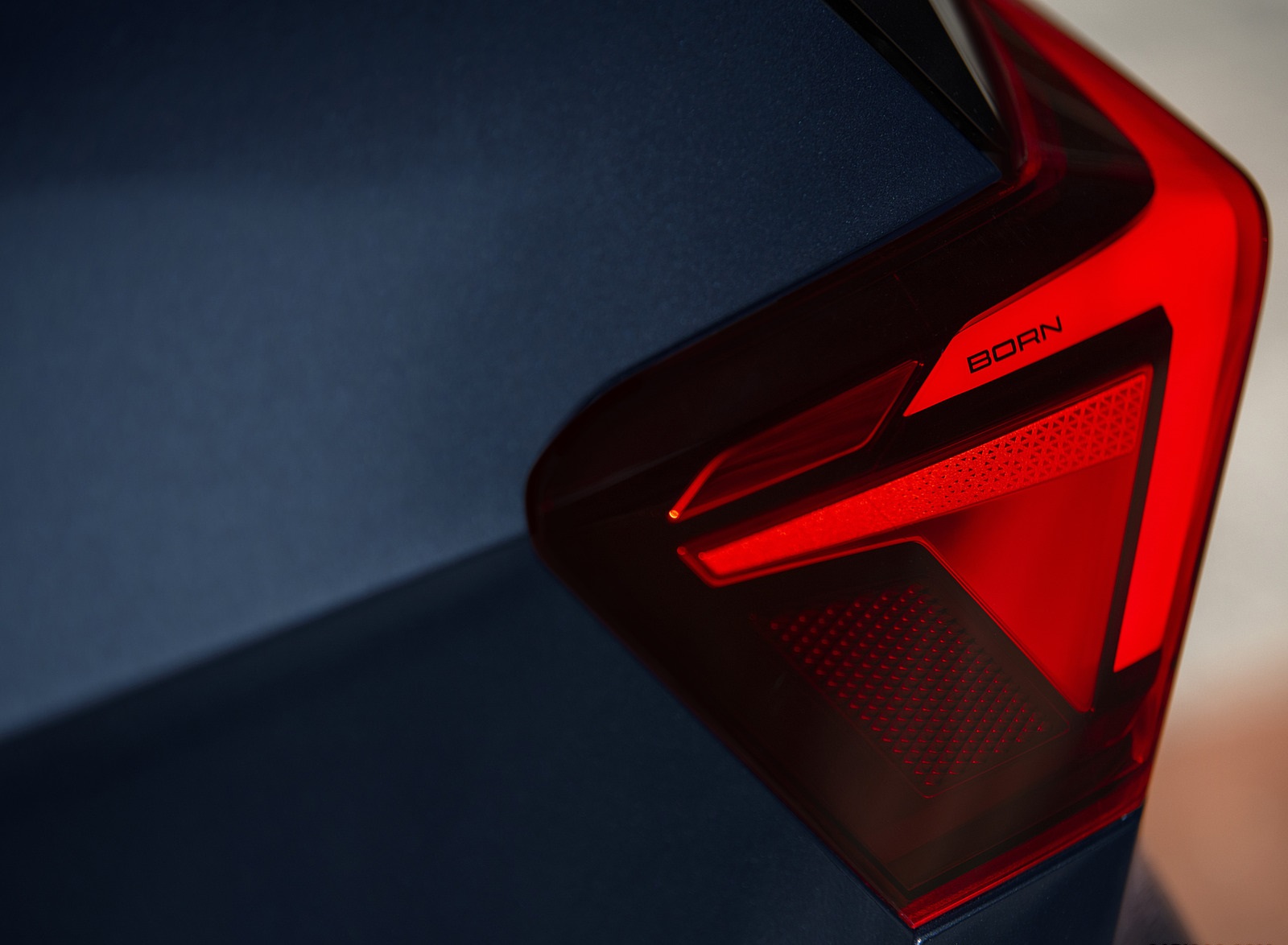 2022 CUPRA Born (Color: Aurora Blue) Tail Light Wallpapers #63 of 151