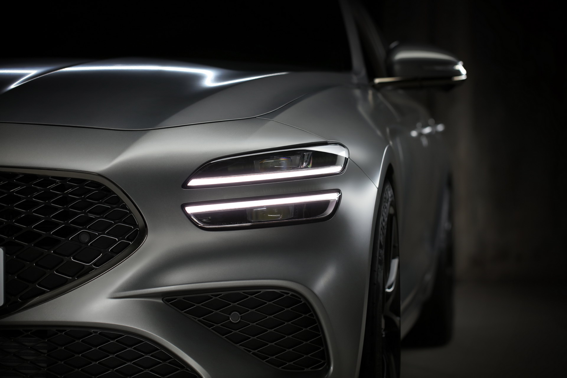 2022 Genesis G70 Shooting Brake Headlight Wallpapers (8)