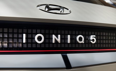 2022 Hyundai Ioniq 5 Tail Light Wallpapers 450x275 (35)