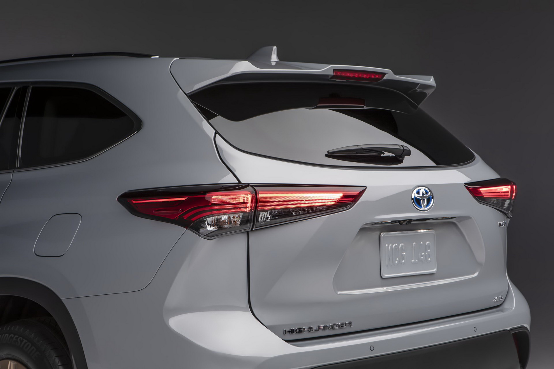 2022 Toyota Highlander Bronze Edition Tail Light Wallpapers (10)