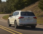 2022 Volkswagen Tiguan SEL R-Line (Color: Oryx White) Rear Three-Quarter Wallpapers 150x120