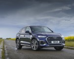 2021 Audi Q5 Sportback (UK-Spec) Front Three-Quarter Wallpapers 150x120 (30)