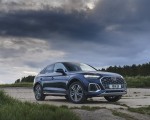 2021 Audi Q5 Sportback (UK-Spec) Front Three-Quarter Wallpapers 150x120 (38)