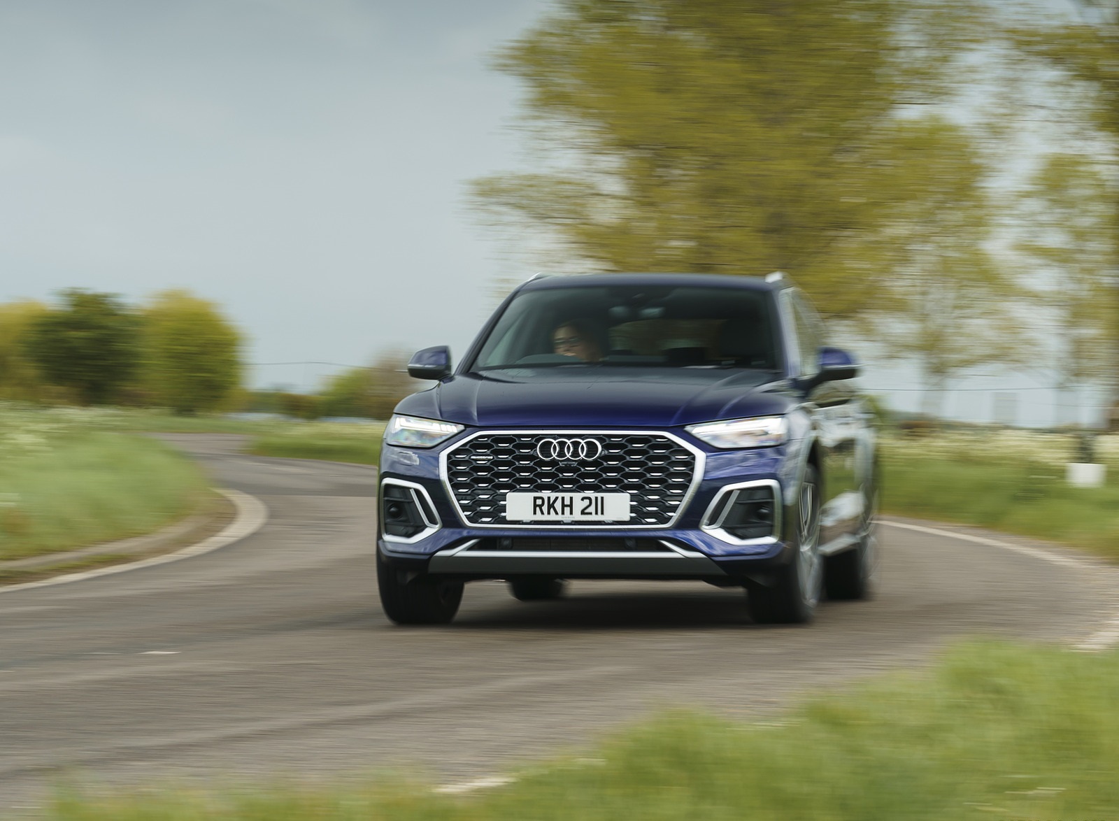 2021 Audi Q5 Sportback (UK-Spec) Front Wallpapers (4)