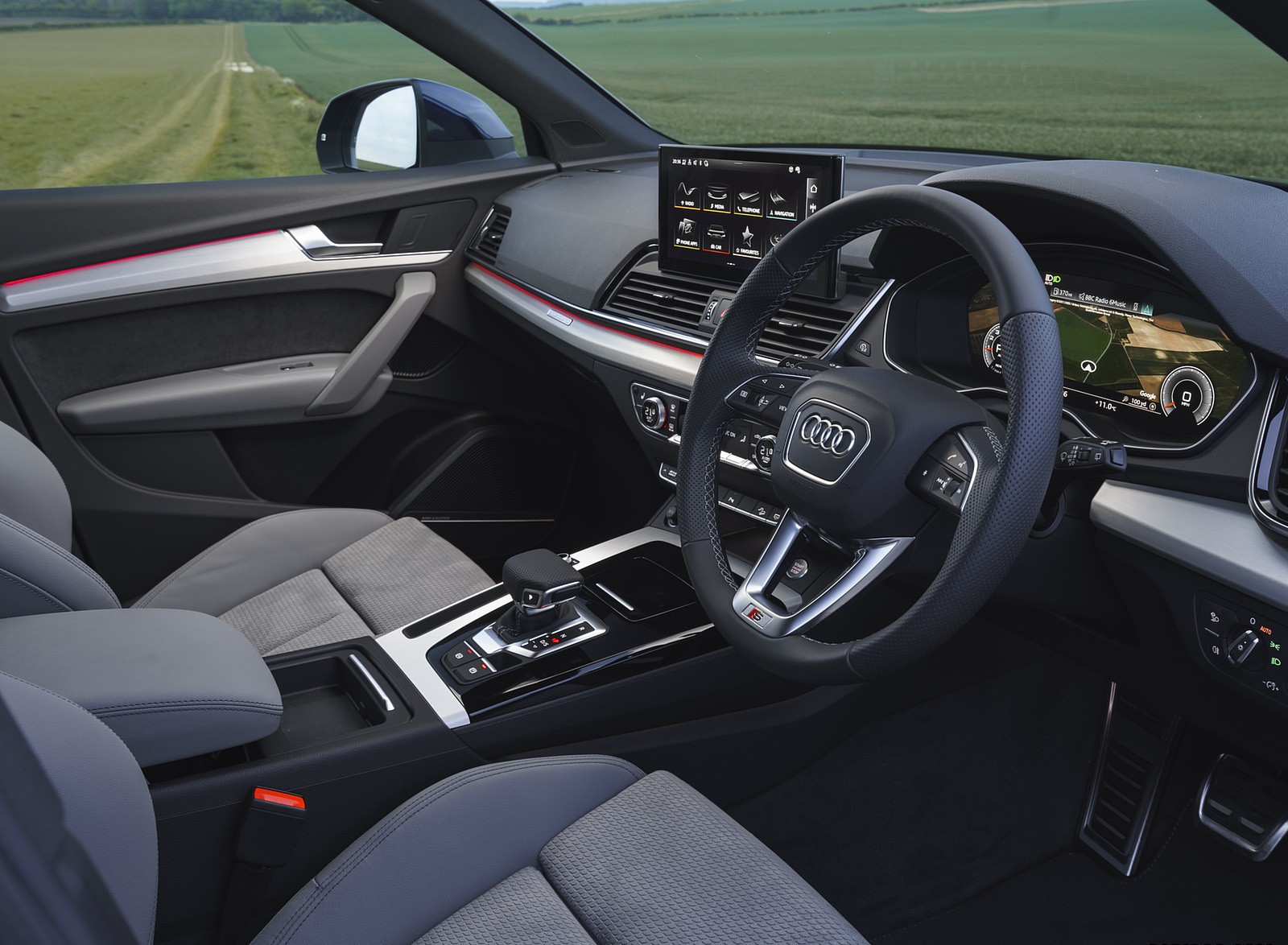 2021 Audi Q5 Sportback (UK-Spec) Interior Wallpapers  #77 of 97