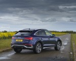 2021 Audi Q5 Sportback (UK-Spec) Rear Three-Quarter Wallpapers  150x120 (42)