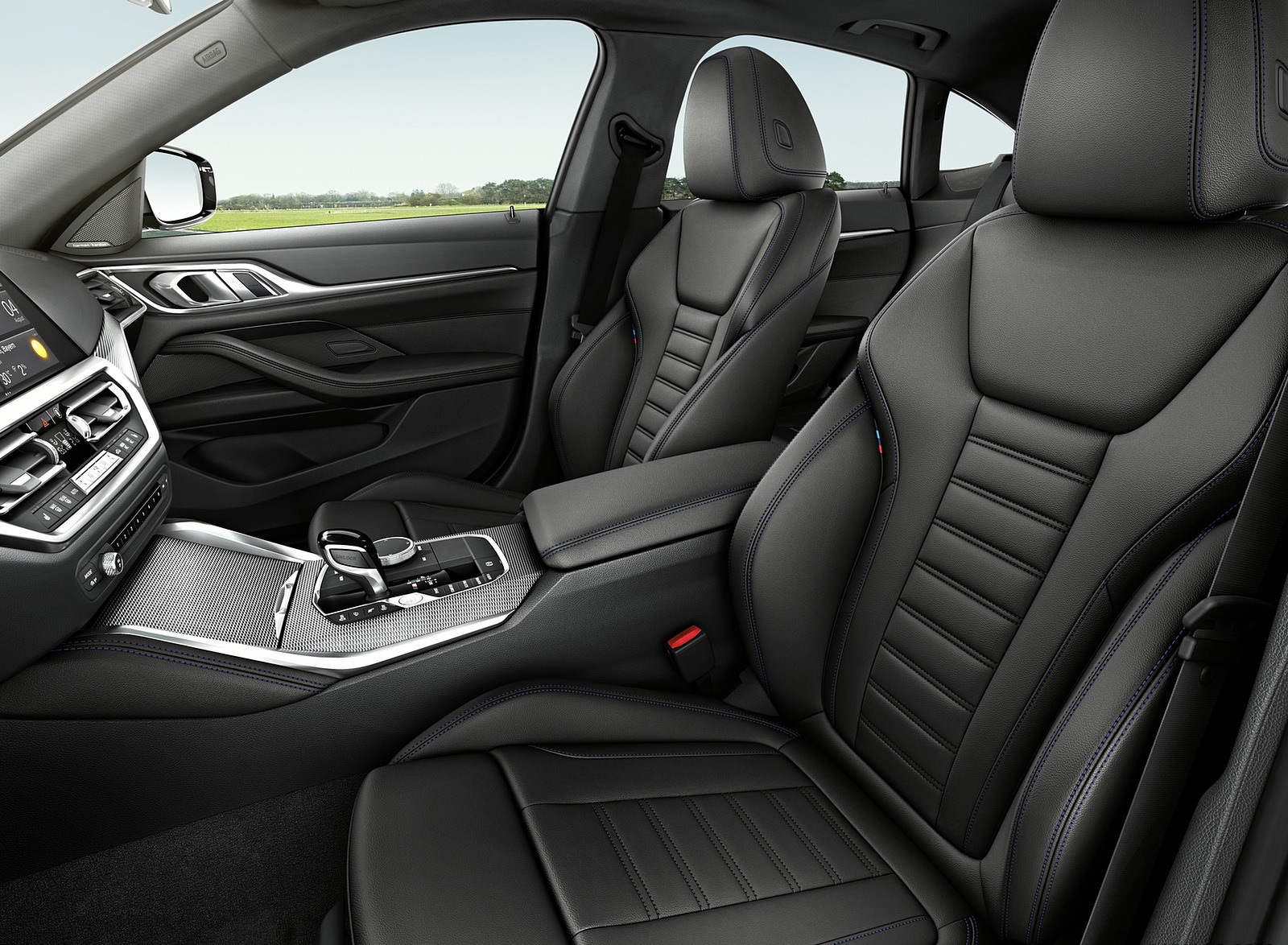 2022 BMW 4 Series M440i xDrive Gran Coupé Interior Front Seats Wallpapers #32 of 143